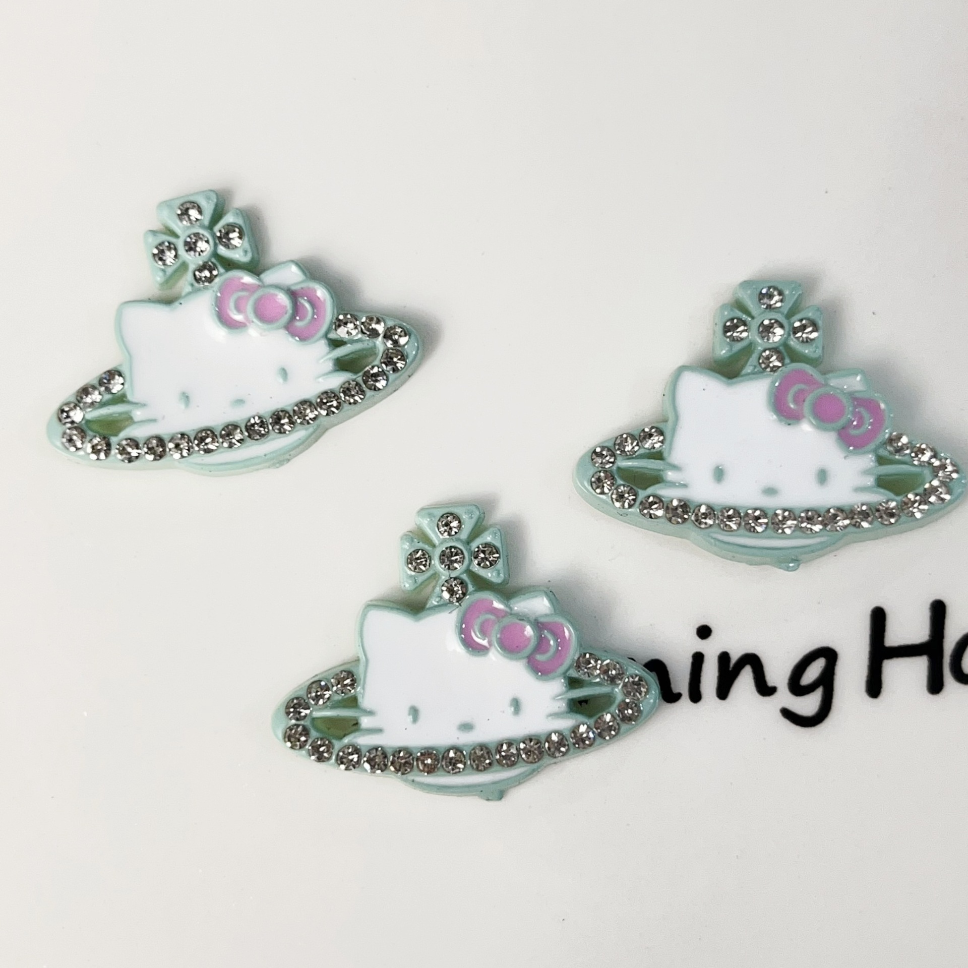 スモールサターンキャットグリーン 27×20mm