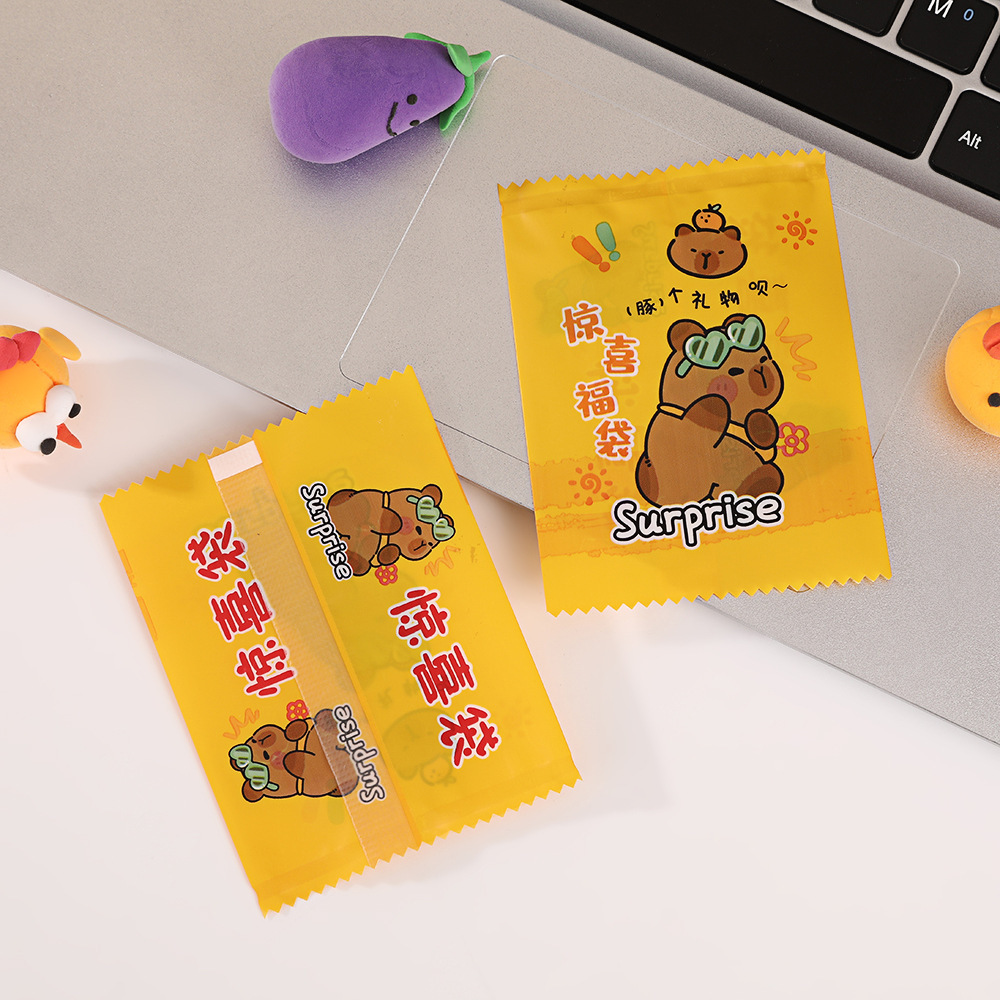 イエロー カピバラ ブラインド バッグ 4*6 個/パック 100 個