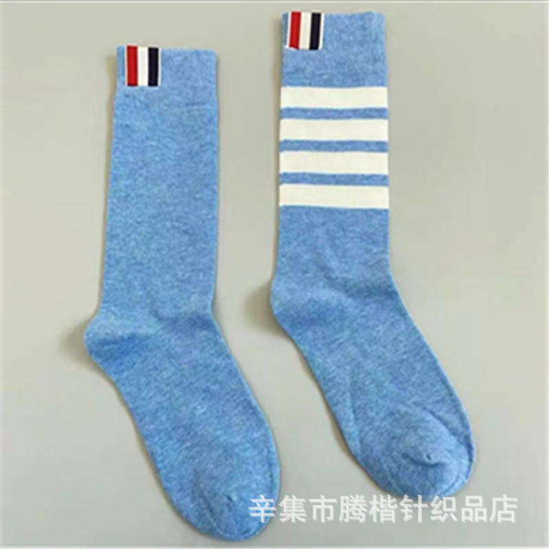 青