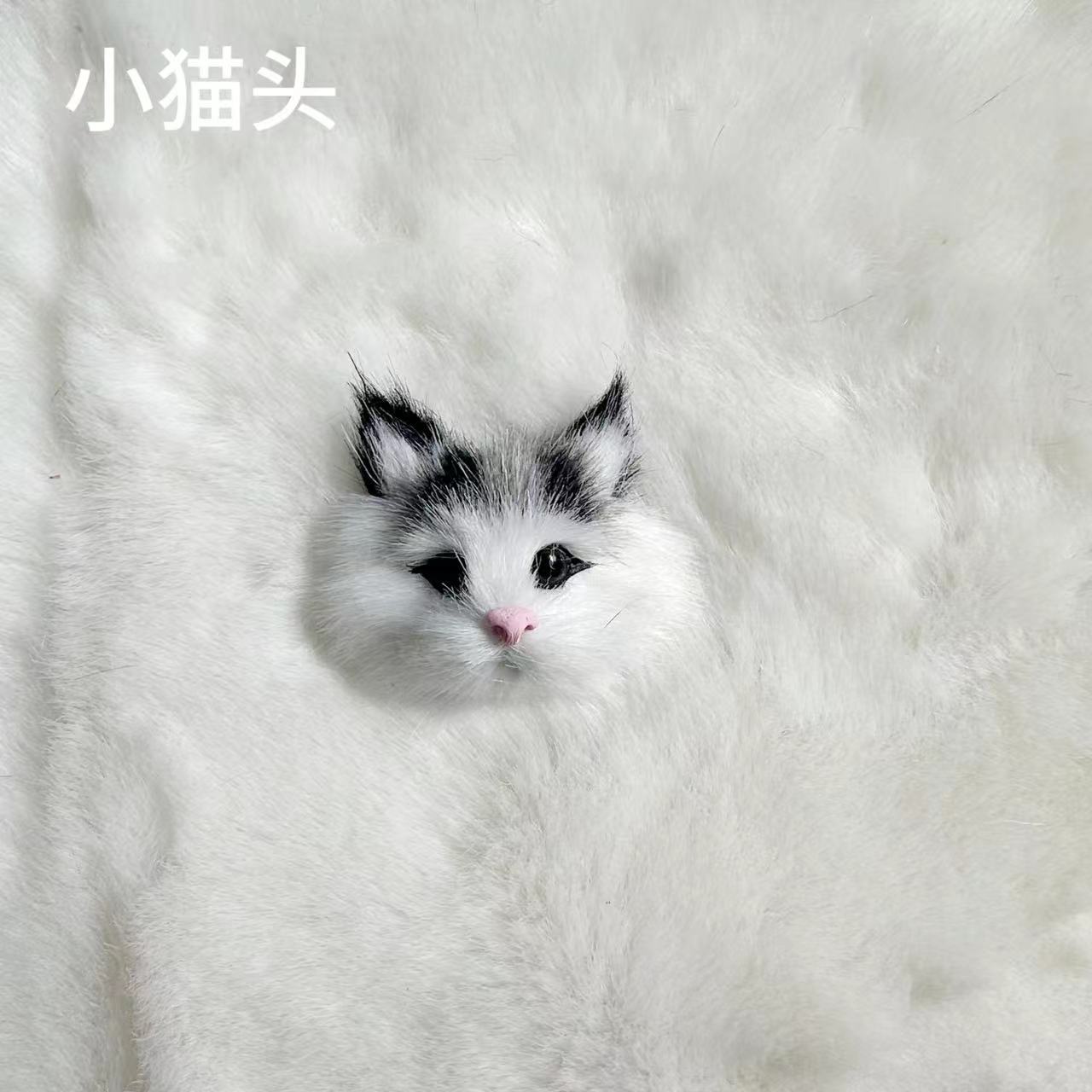 グリーンプリントの猫の頭