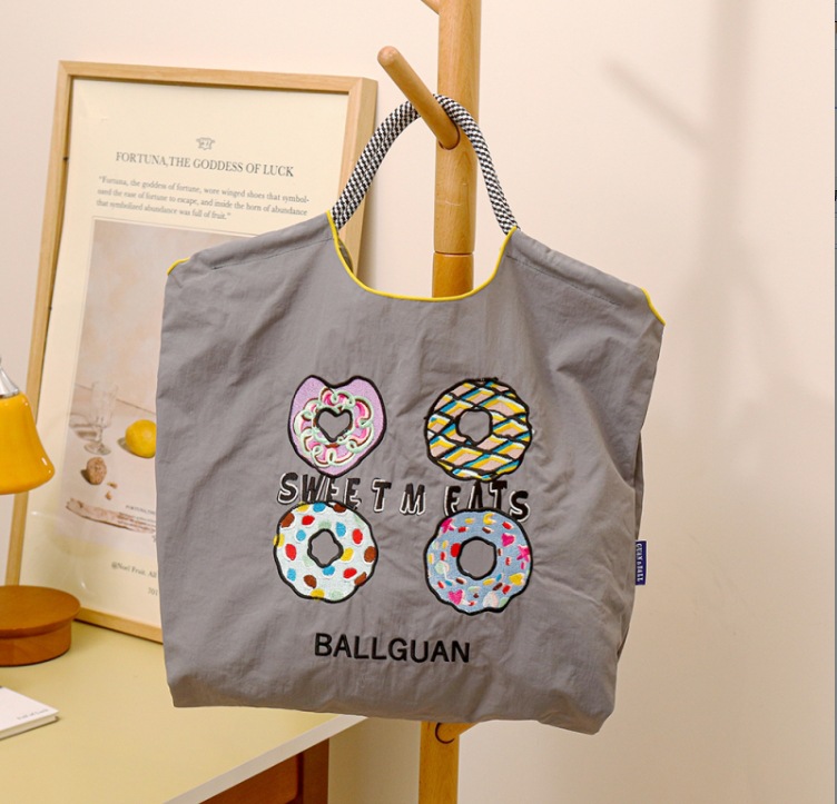 セメントグレーのクッキーリング