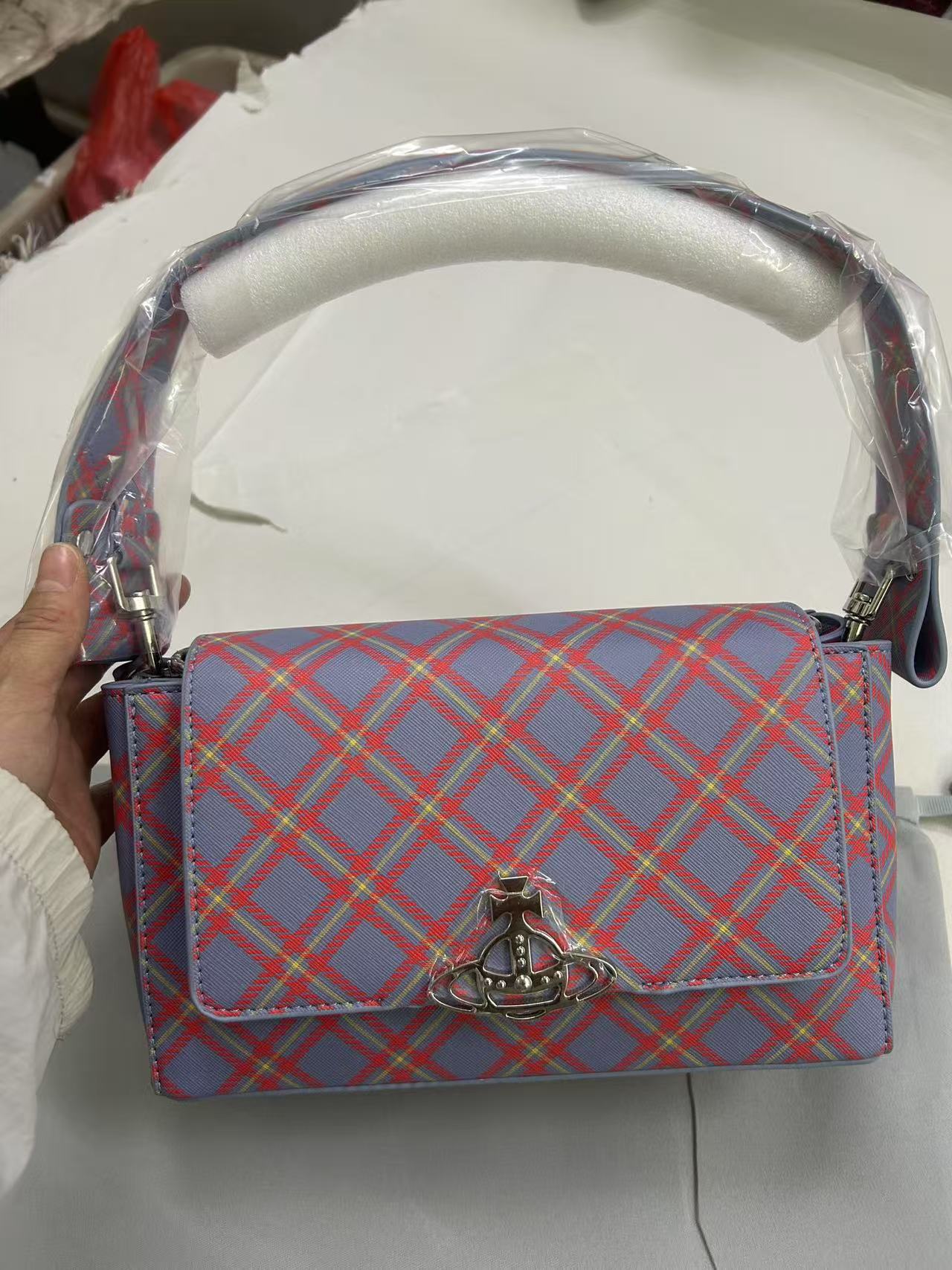 ミディアムチェック柄