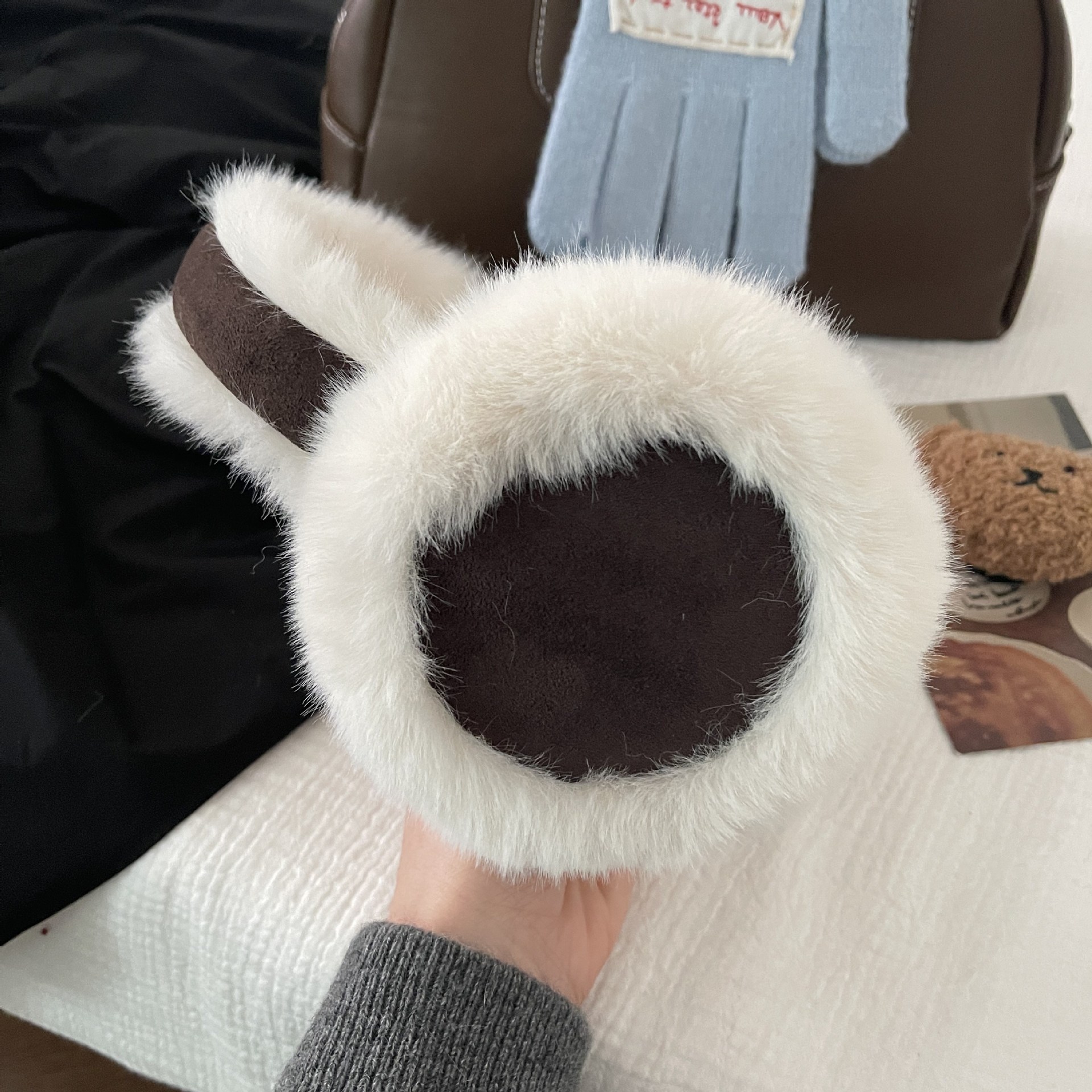 UGスエード - ブラック（白毛）【そのまま装着可能】折りたたみ式