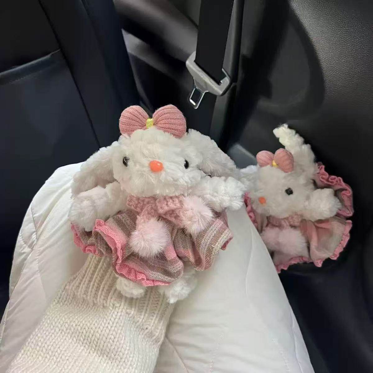 ピンクパフファーハンドロープスタイル