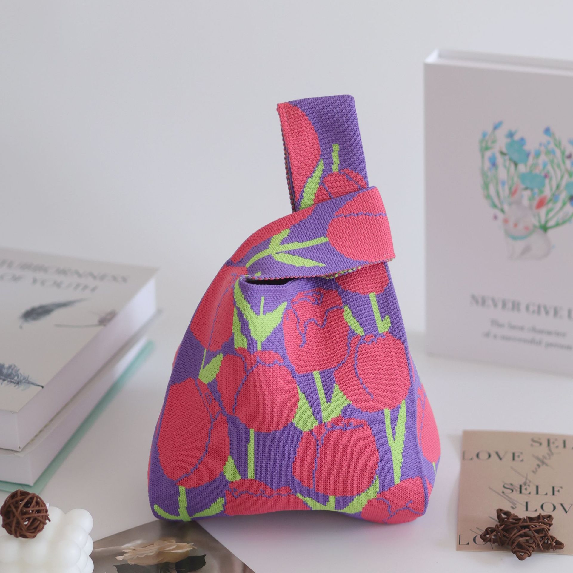 チューリップレッド