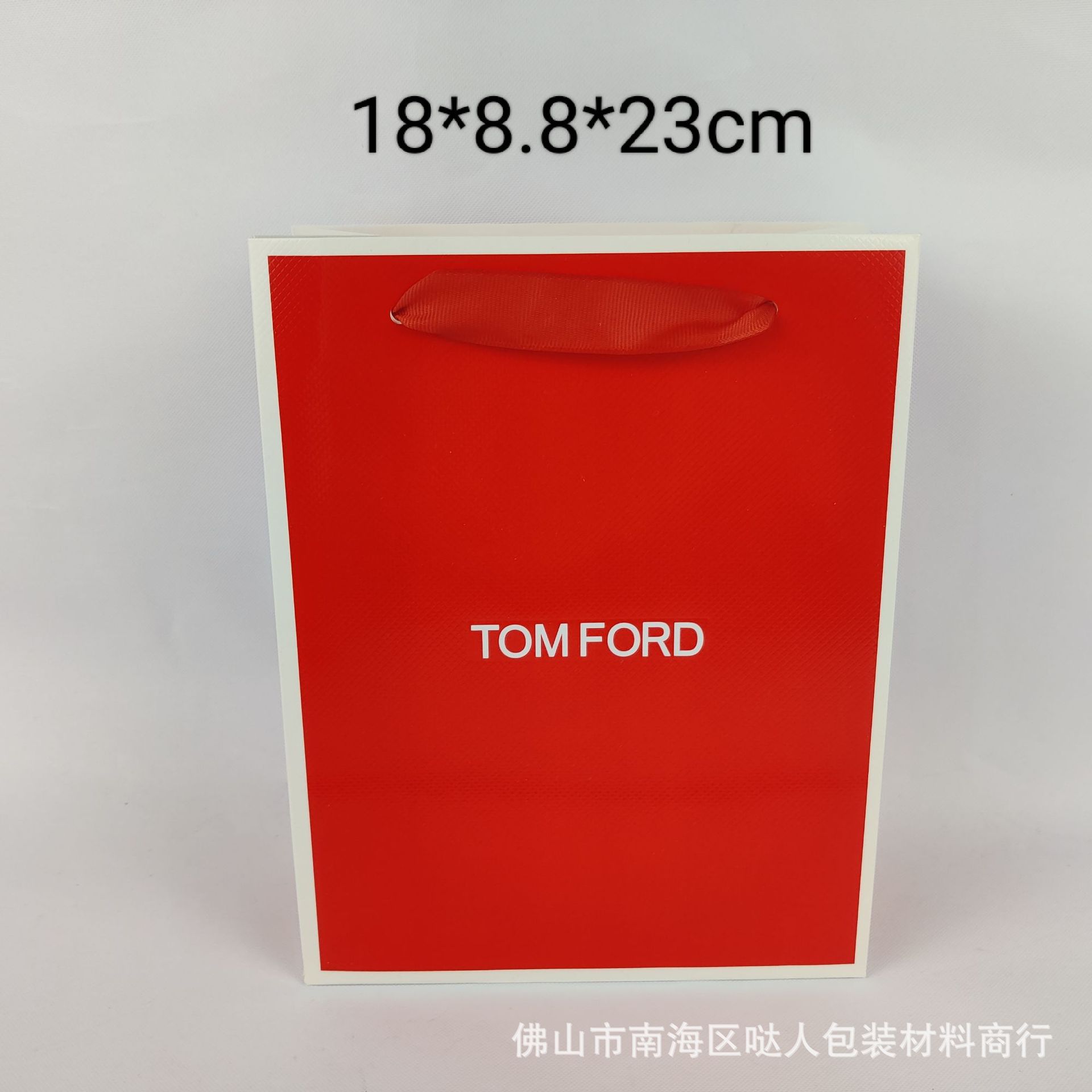 T レッド香水バッグ 18*8*20
