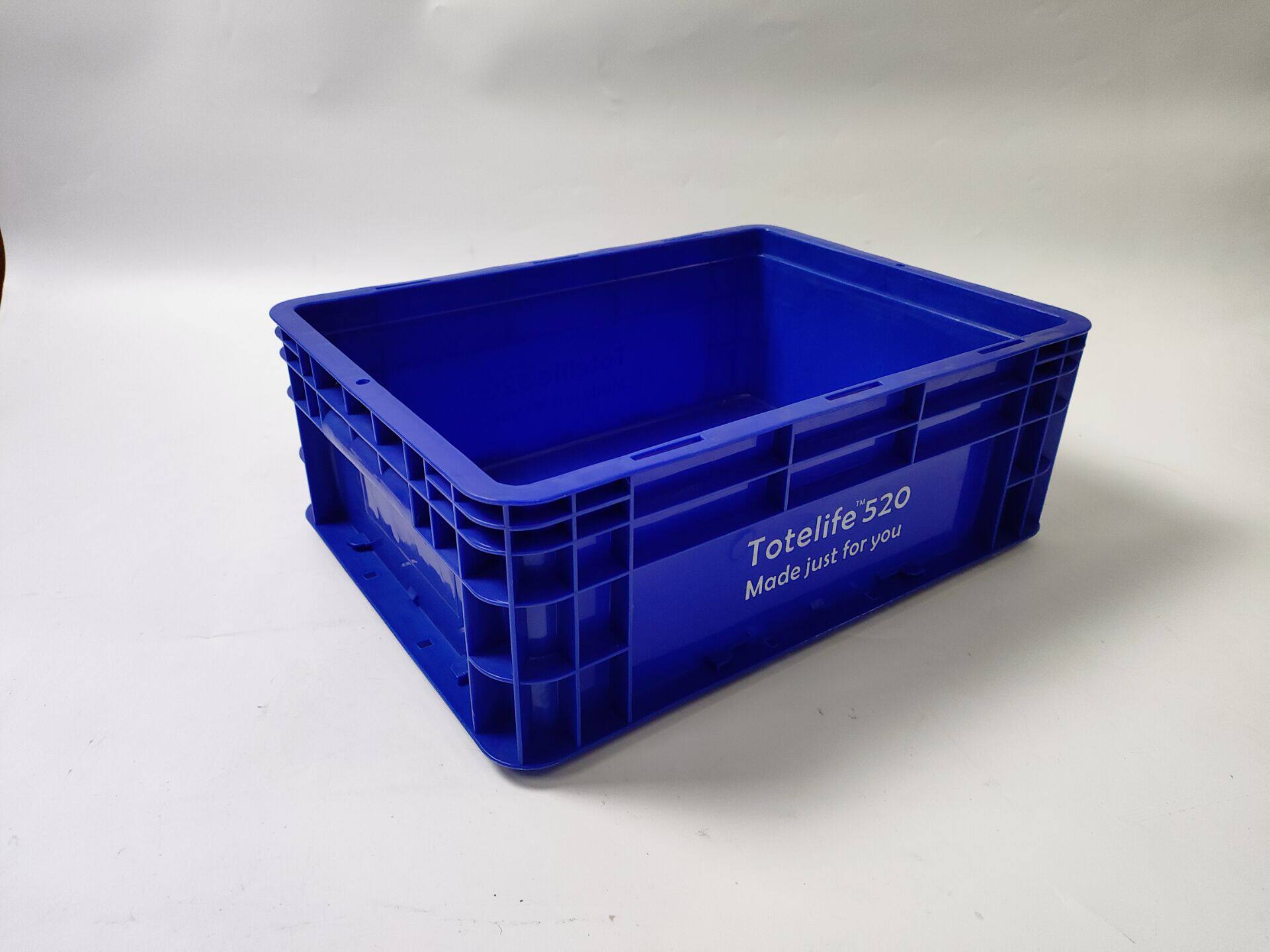 520(ディープシーブルー) 40×30×14.7