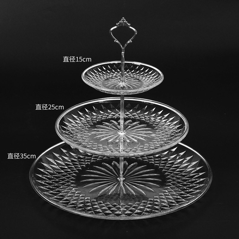 3層 (銀冠)15 + 25 + 35cm