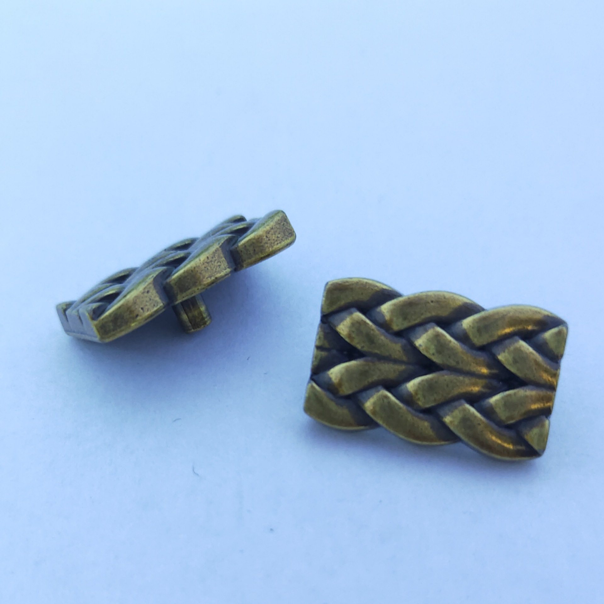 20x13mm*不規則*アンティークゴールド*麻チェーンエッジ*6055#