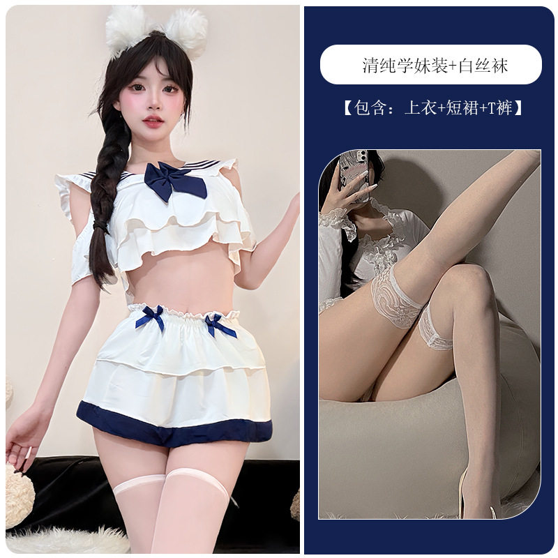 白い学生服＋白ストッキング
