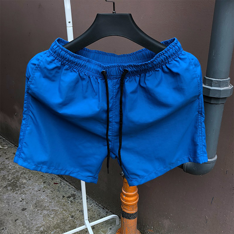 ブルー