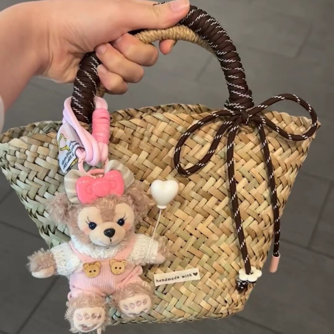 ピンクのパンツと白のセーター メイメイ [ブレスレット]