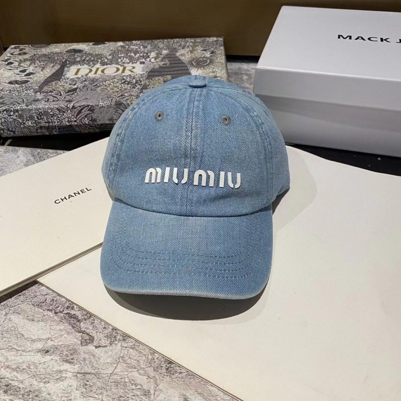 ミュウミュウ ライトブルー