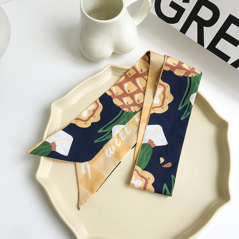 青いパイナップル