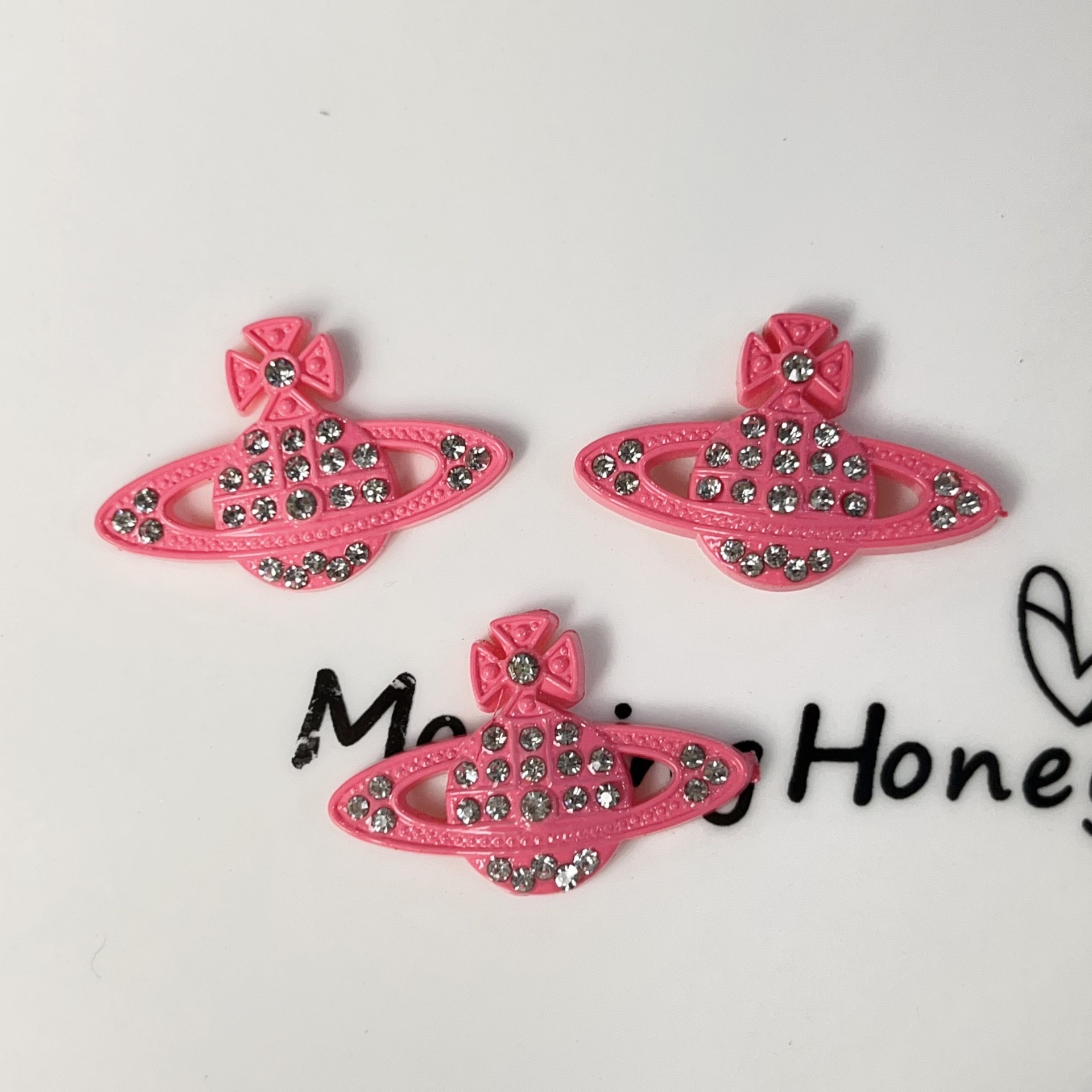 スモールサターン ローズレッド 28×18mm