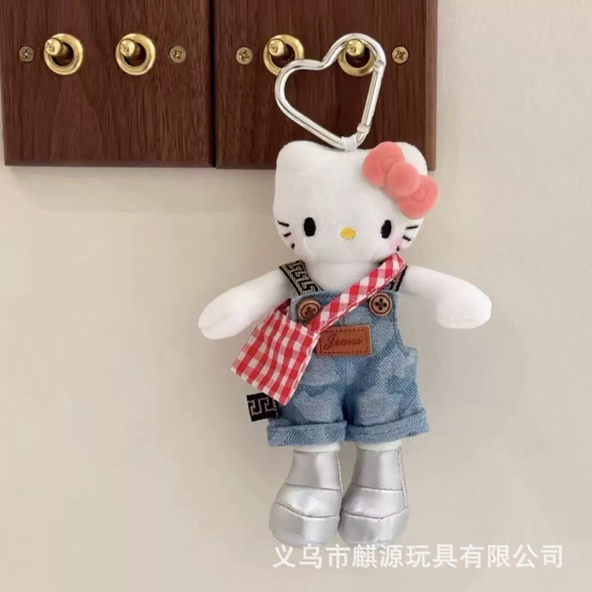 プレミアムレッドチェック柄バックパック ロングレッグKT【ラブキーホルダー風】