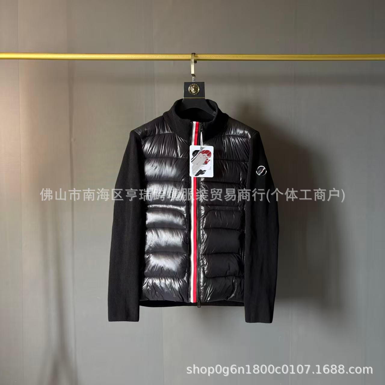 赤ストライプ ニット ブラック