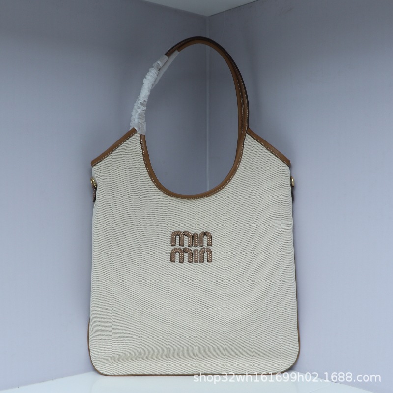 アプリコット生地と革