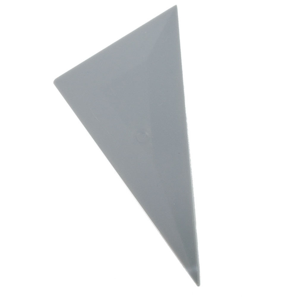 灰色の三角チップスクレーパー