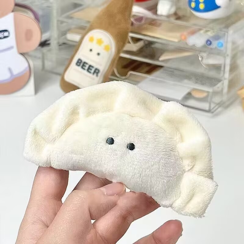 餃子ペンダント