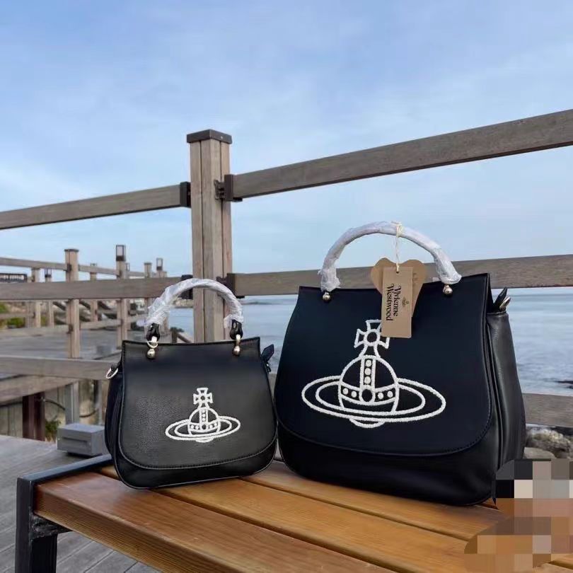 黒の大きいサイズ