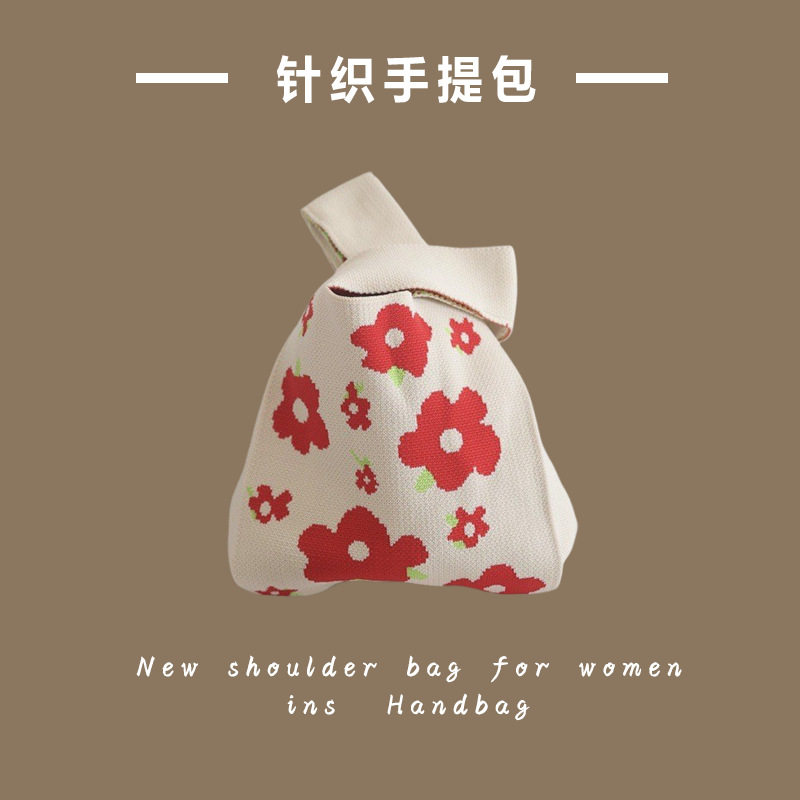 小さな花柄の赤