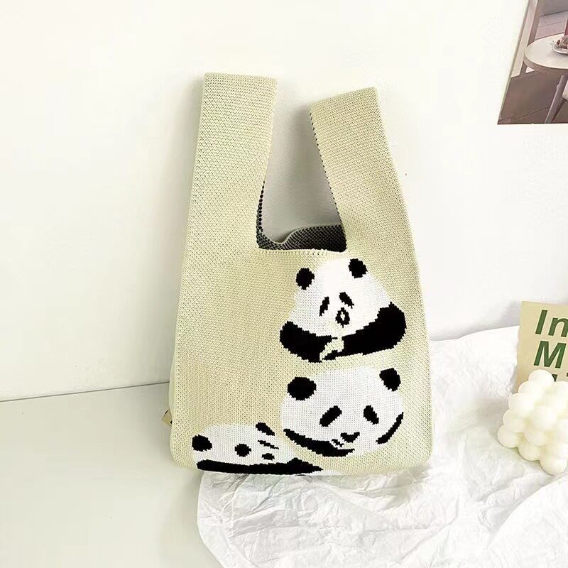 三匹の熊猫-米【ネット赤パンダおじいさん同金】