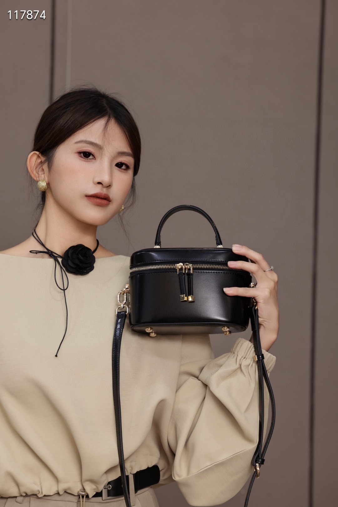 クラシックブラック