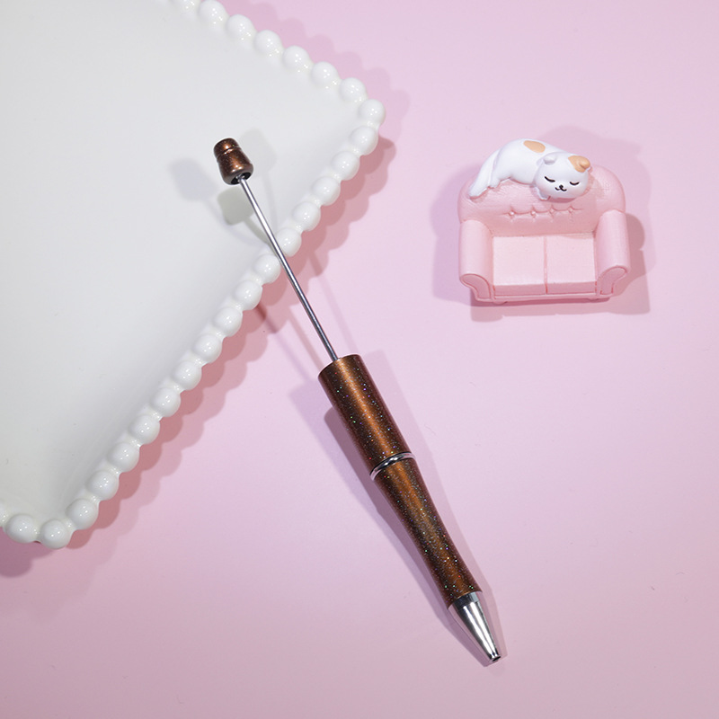 パール光沢のあるコーヒー色