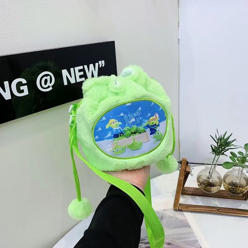 タイプ七斜めショルダーバッグ24cm × 24cm