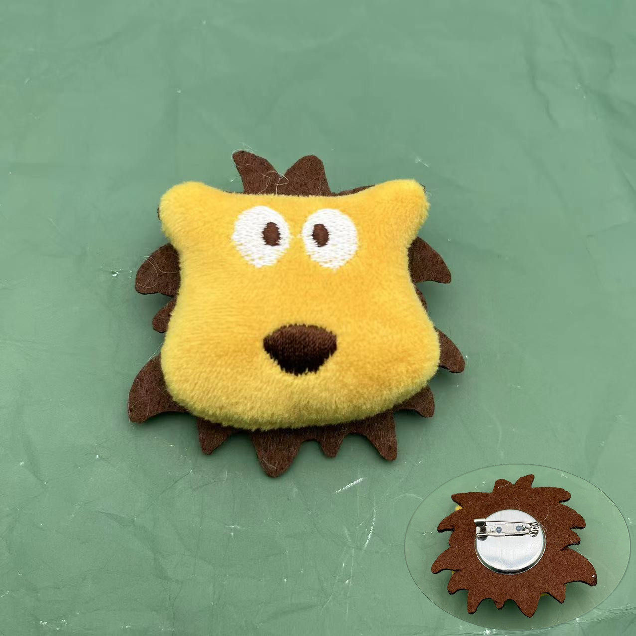 かわいいライオン【ブローチ】