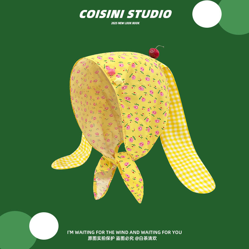 ウサギの耳スカーフ