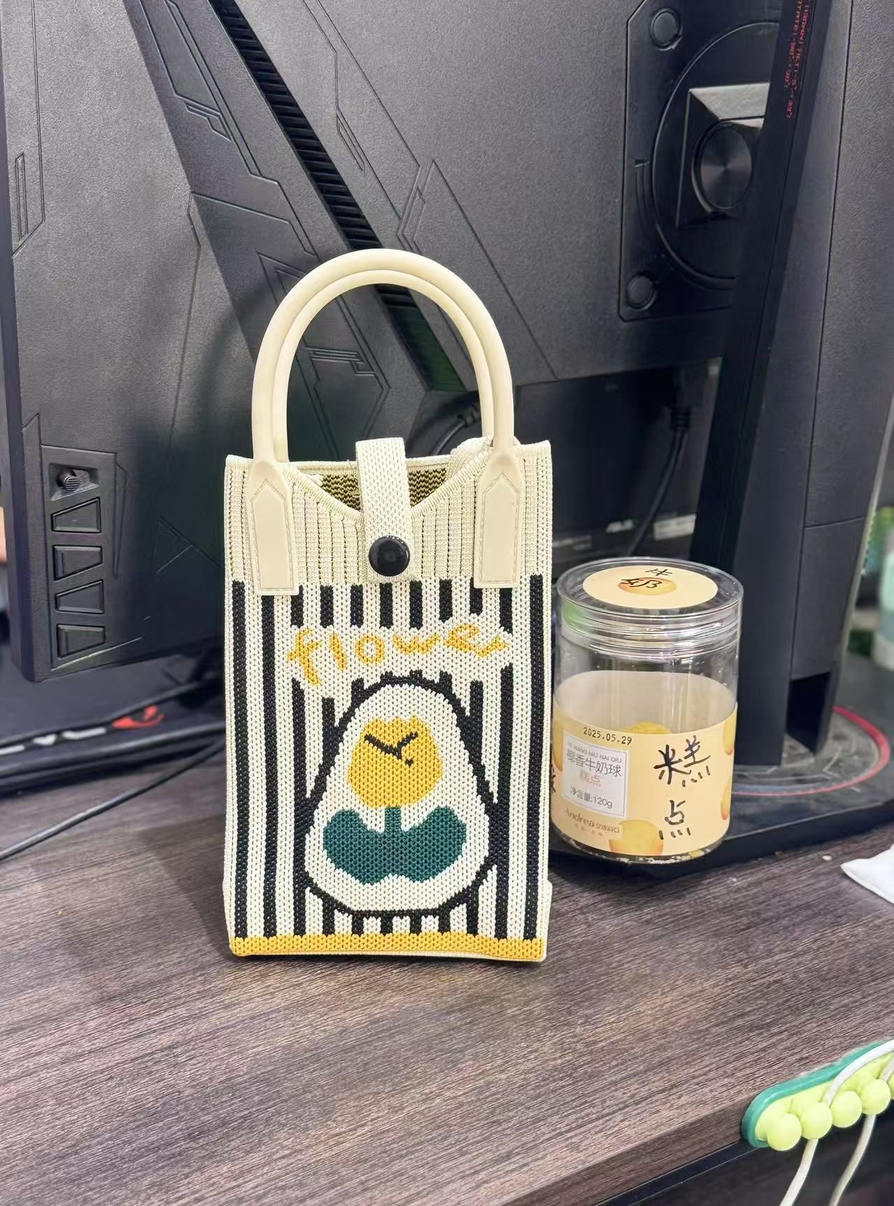 【シリコン+ショルダーストラップ】ストライプチューリップ