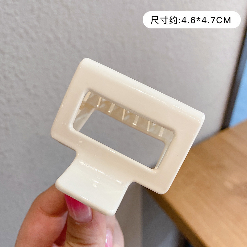 9 # ミルクホワイト