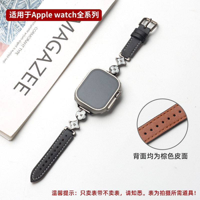 四つ葉のクローバー ダイヤモンドレザー【シルバー×ブラック】