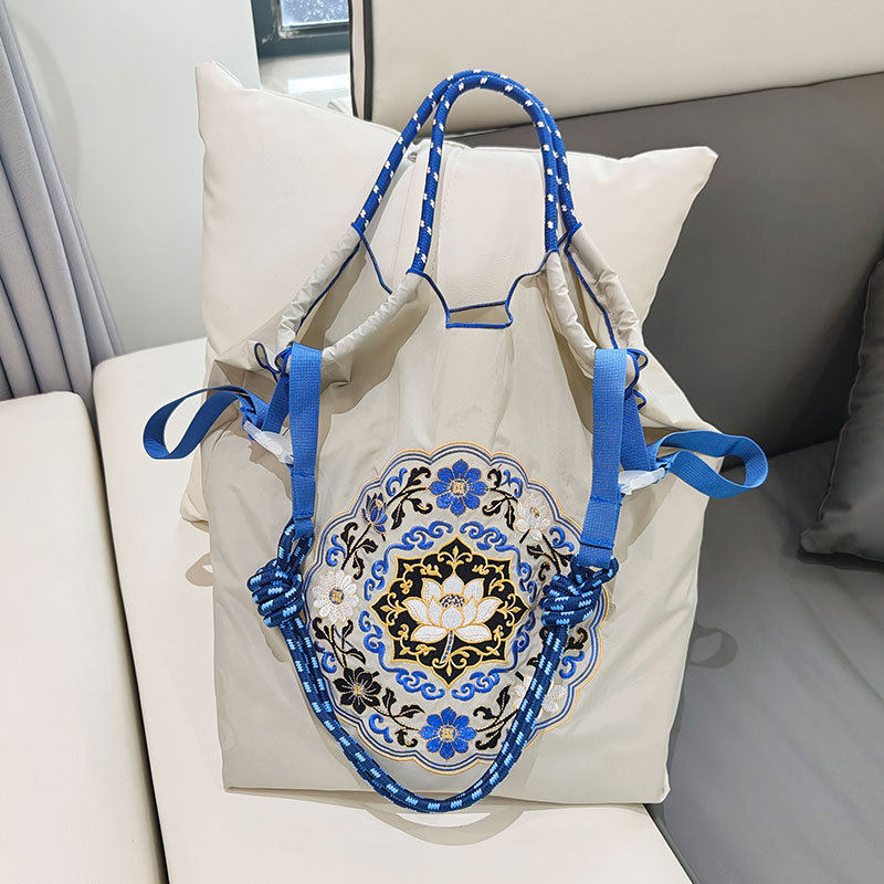 ライトグレーゴールデンロータス（ショルダーストラップを除く）