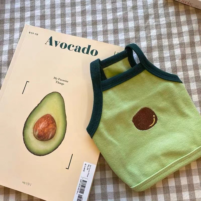 アボカドグリーンの刺繍
