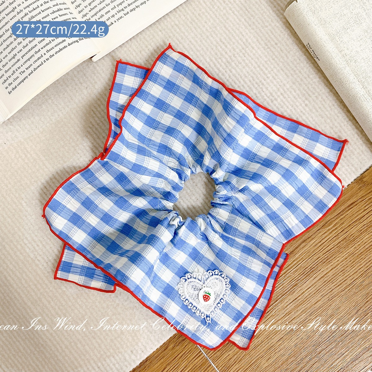 青いチェック柄