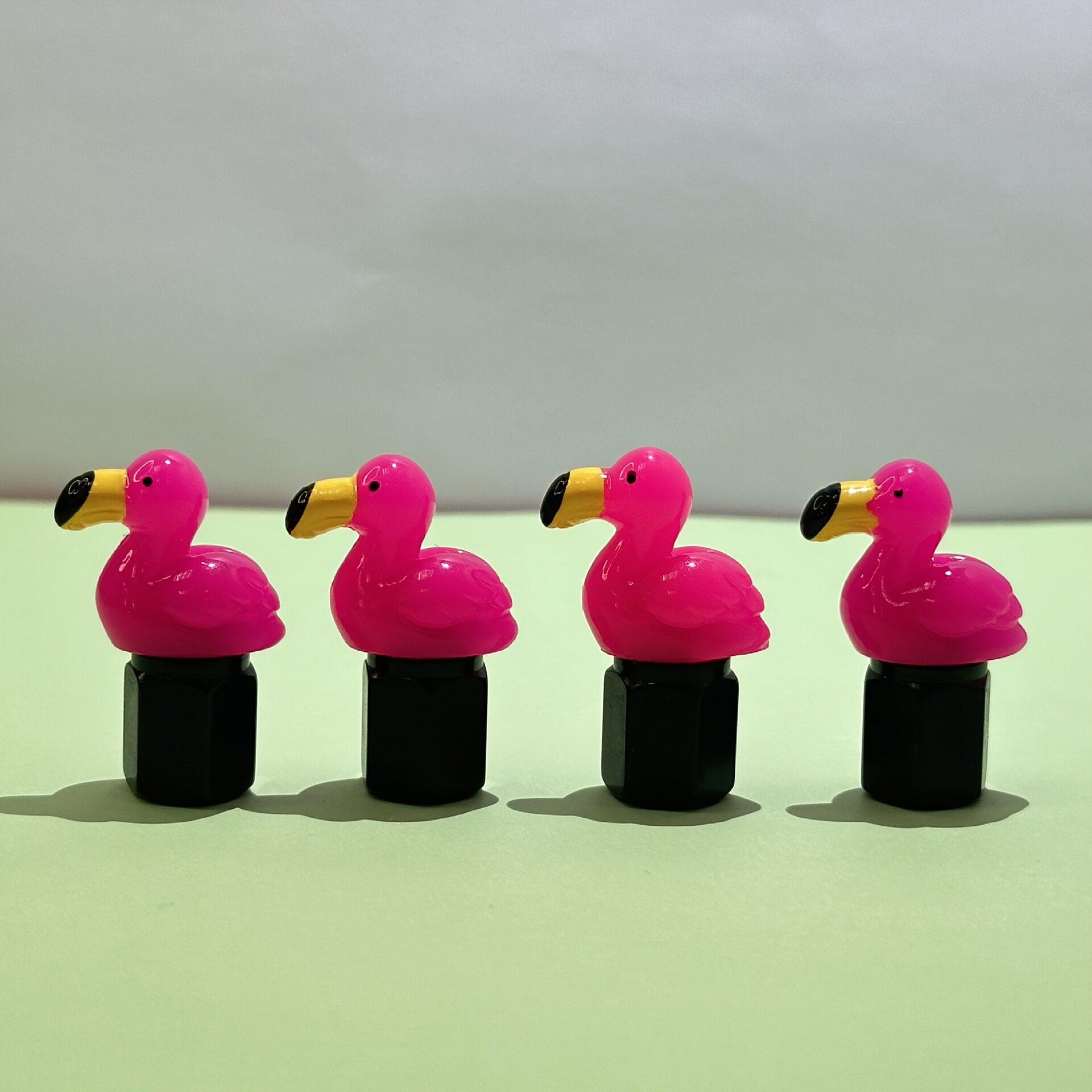 黒色の525帽子、フラミンゴ柄