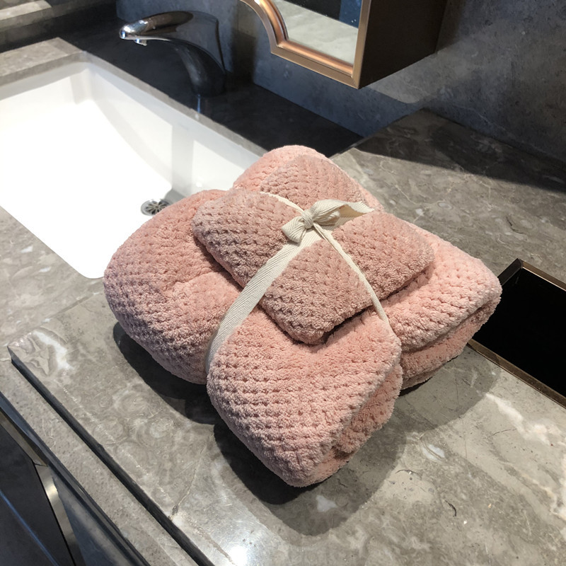 ピンク