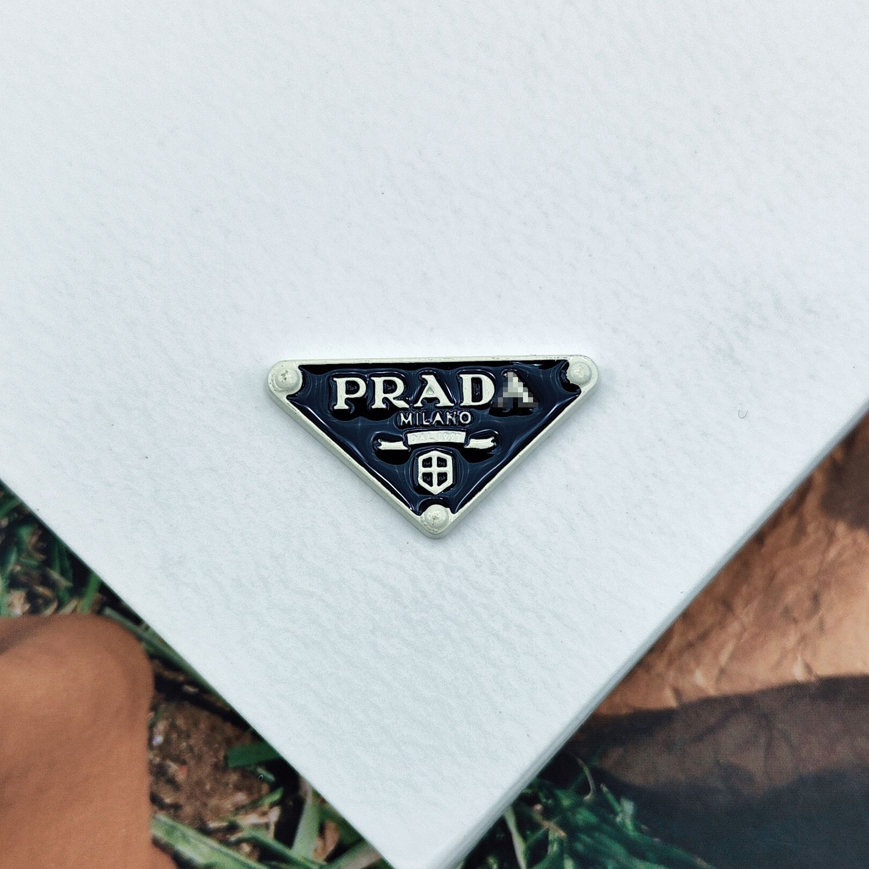 5#30*16mm オフホワイト、黒地