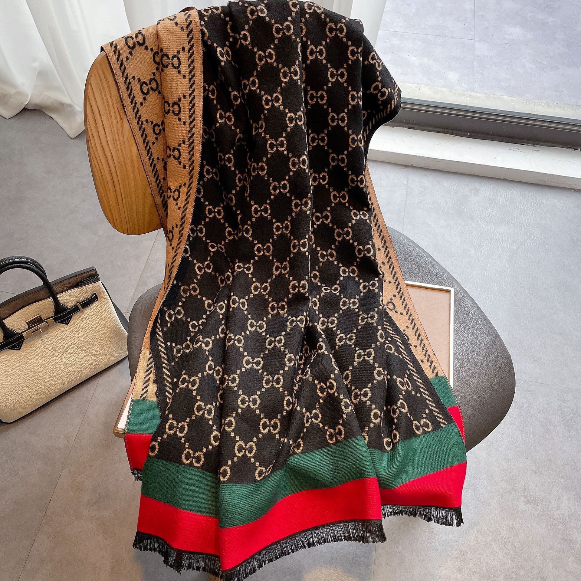 CC赤緑辺-クラシックキャメルケース