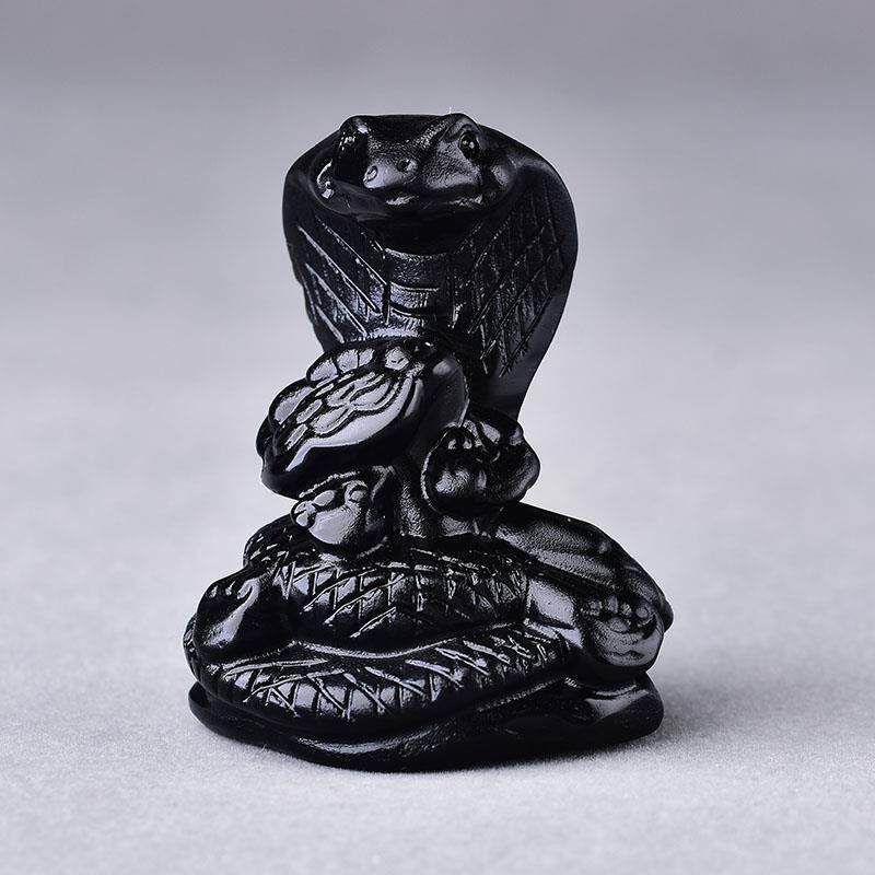 蛇のトランペット、高さ約6cm