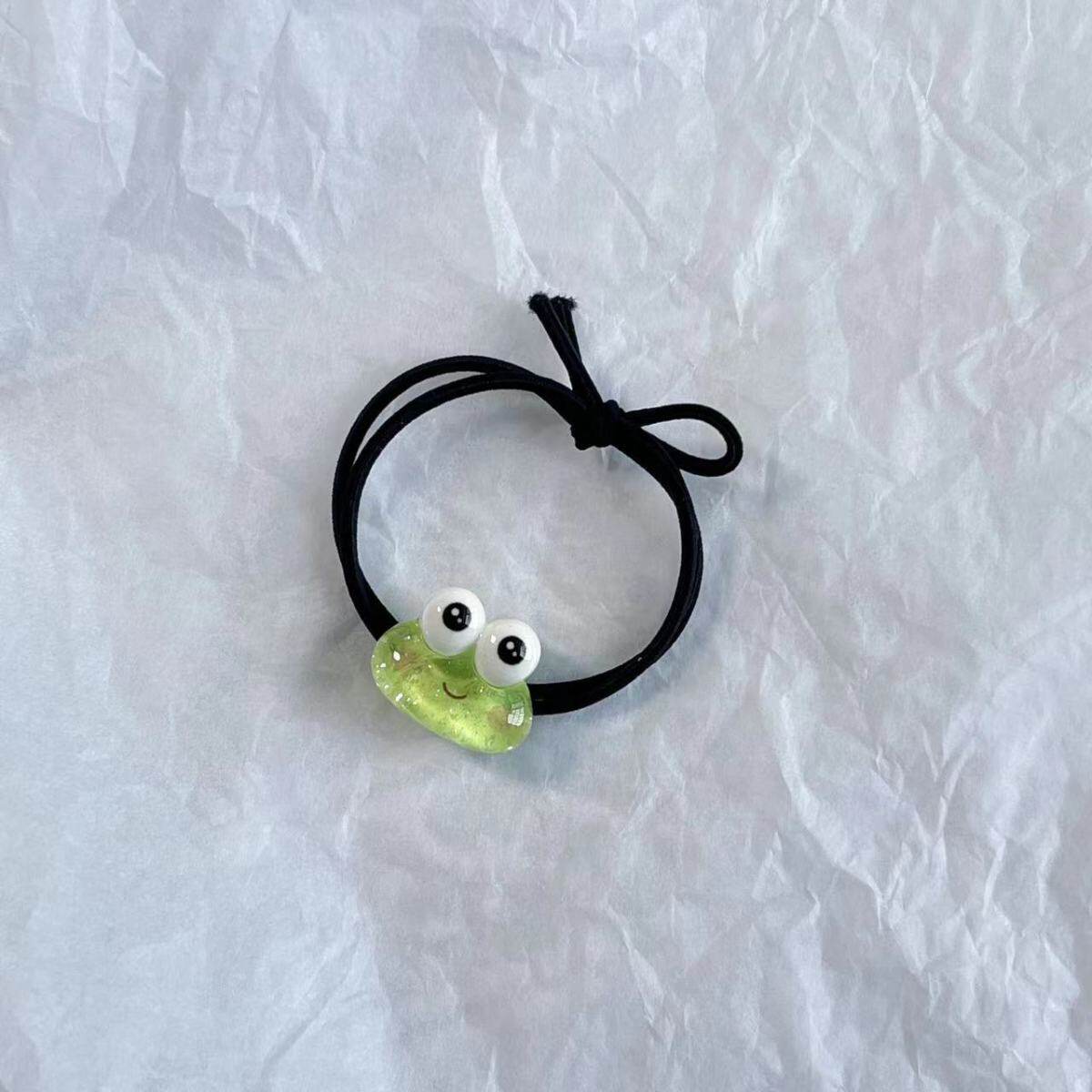 大きな目のカエル