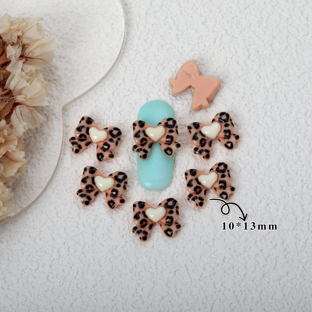 X—797-ボウタイ