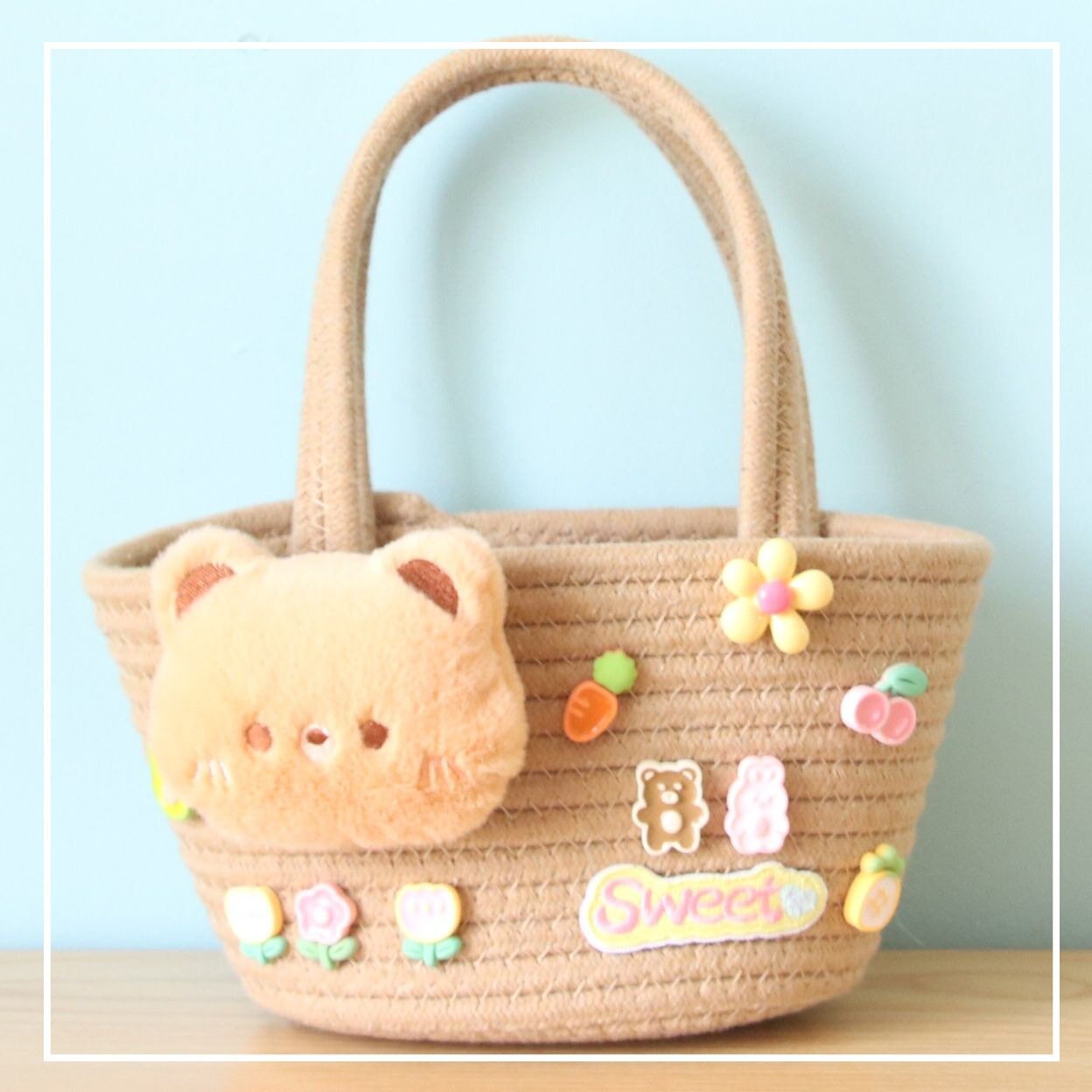 ブラウン リトル カード ベア クリーム グルー ハンドバッグ