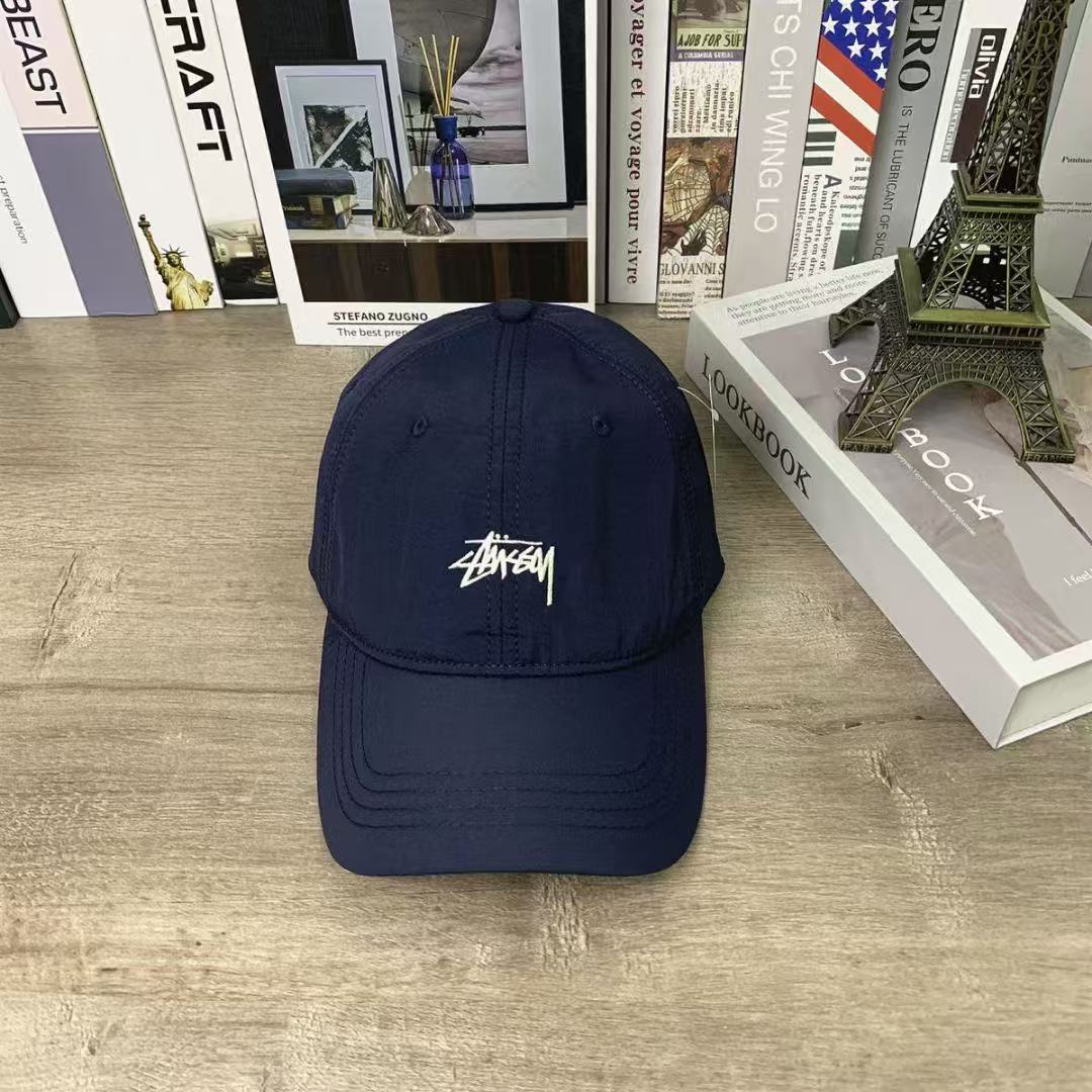 Stussy クイックドライ ベースボール キャップ - ネイビー ブルー
