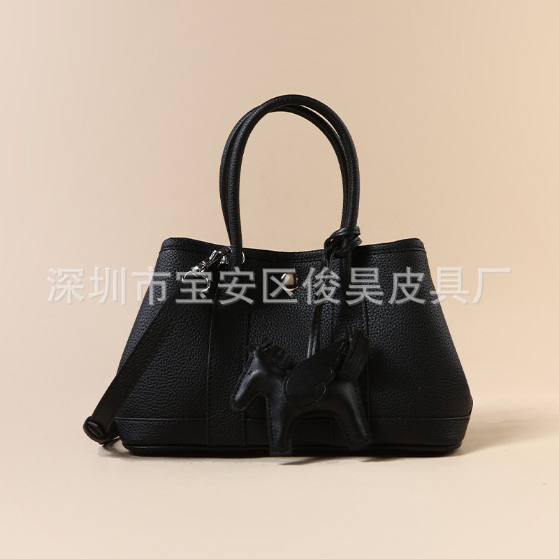 ブラック 25cm (ポニー付き)