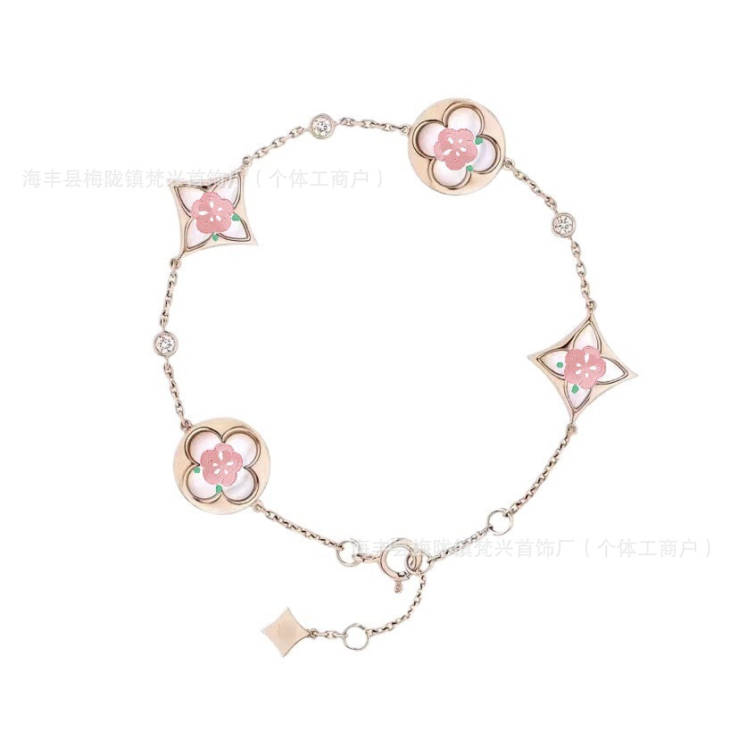 四つの花のブレスレット