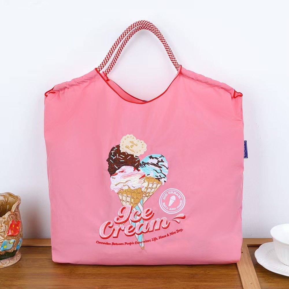 ピンクのソフトクリーム（ストラップなし）